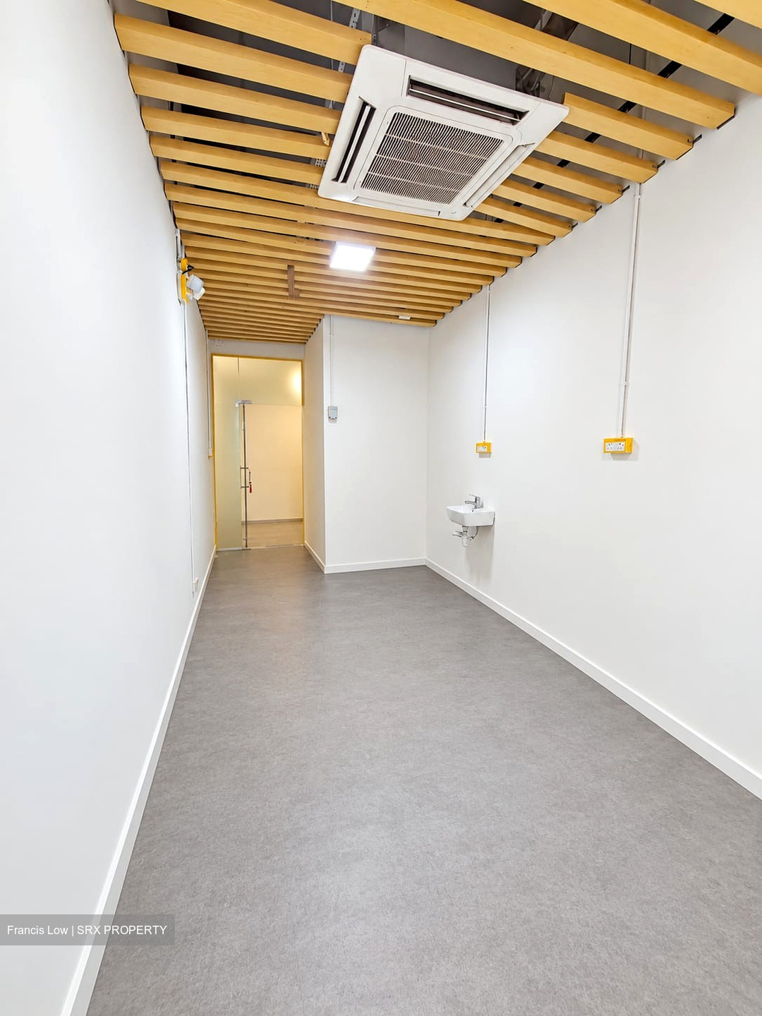Spazio @ Kovan (D19), Retail #628347751